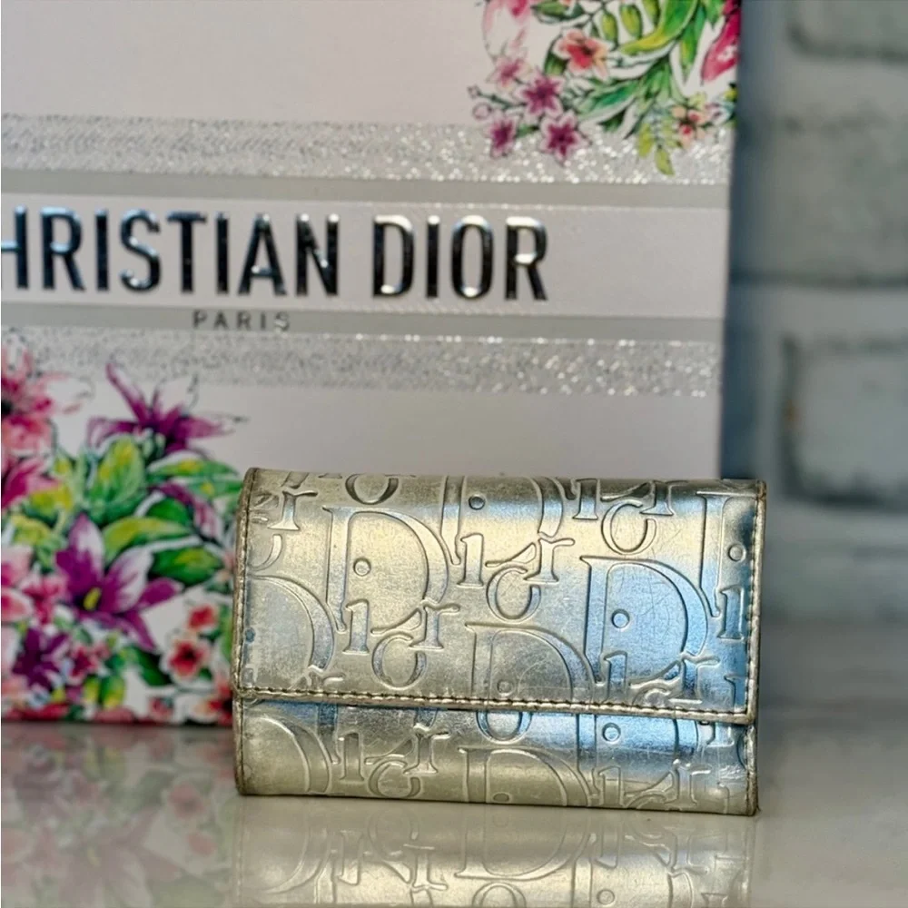 CHRISTIAN DIOR Metallic Key Pouch - Picture 1 of 12